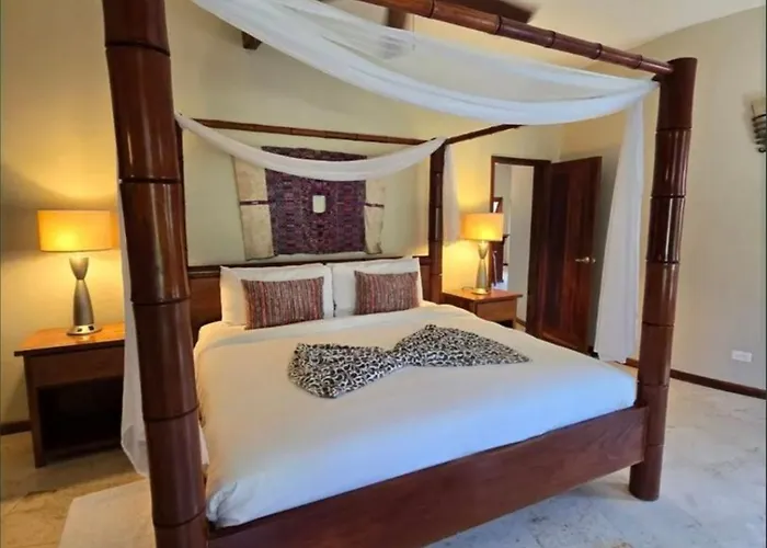 Indigo Belize 4a Apartment